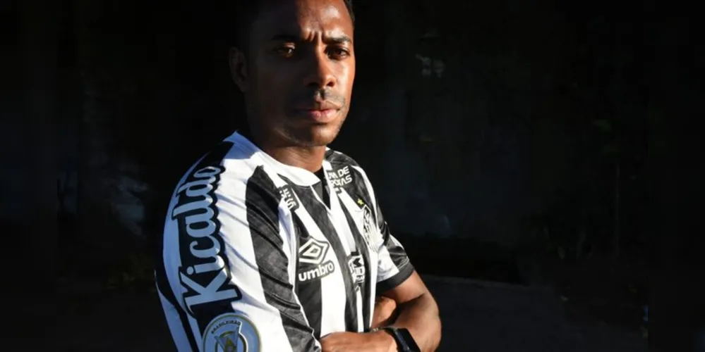 Atacante chega para sua terceira passagem pelo Alvinegro Praiano