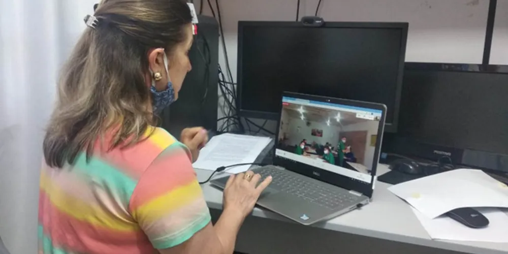 Em todo o Paraná, no último mês, 3.502 presos estavam matriculados na educação básica, ou seja, nos ensinos fundamental e médio.