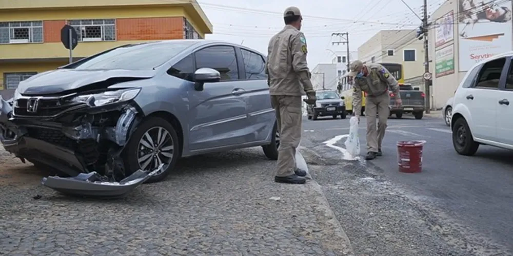 Apesar do número de veículos, ninguém ficou ferido