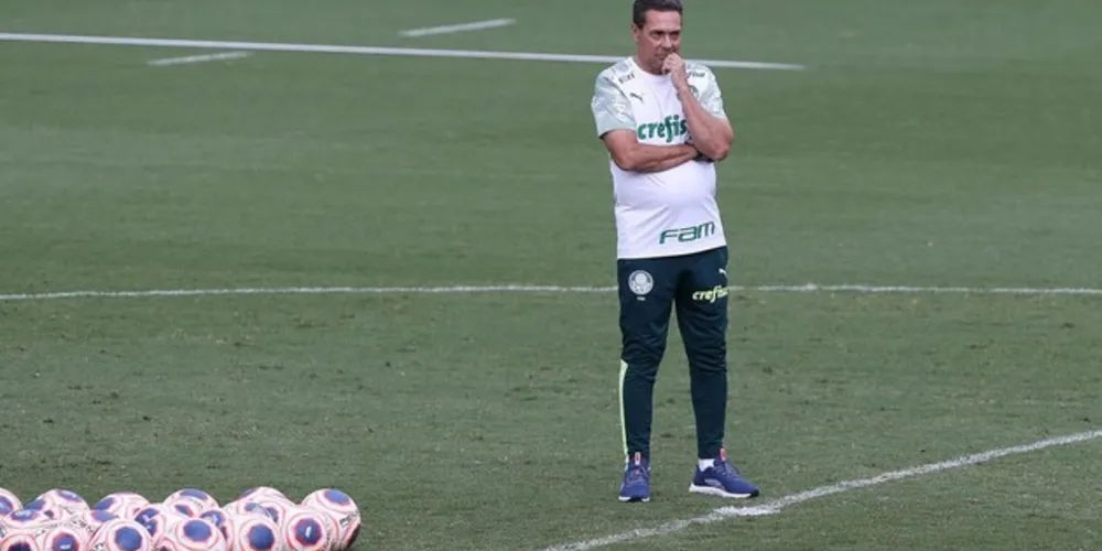 Técnico vinha sendo questionado desde o retorno do futebol e não resistiu a mais uma derrota