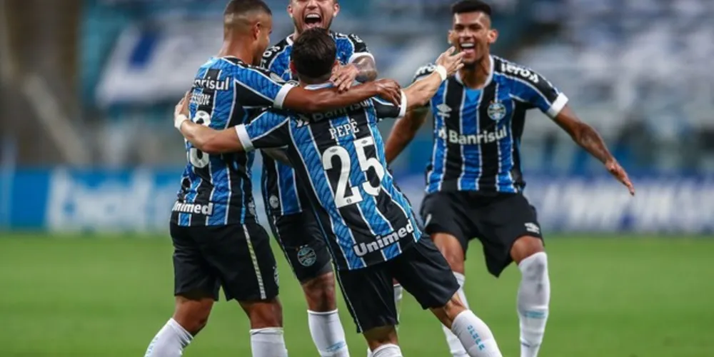 Tricolor abriu conquistou vitória tranquila com show de Pepê