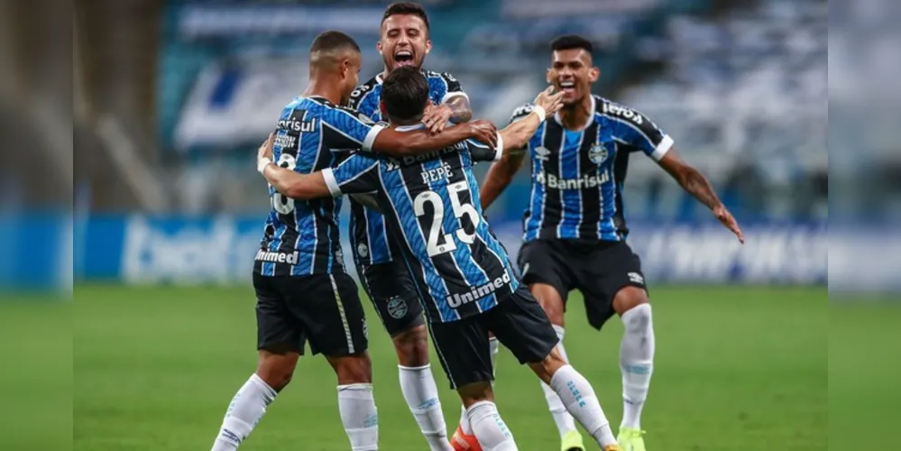 Tricolor abriu conquistou vitória tranquila com show de Pepê