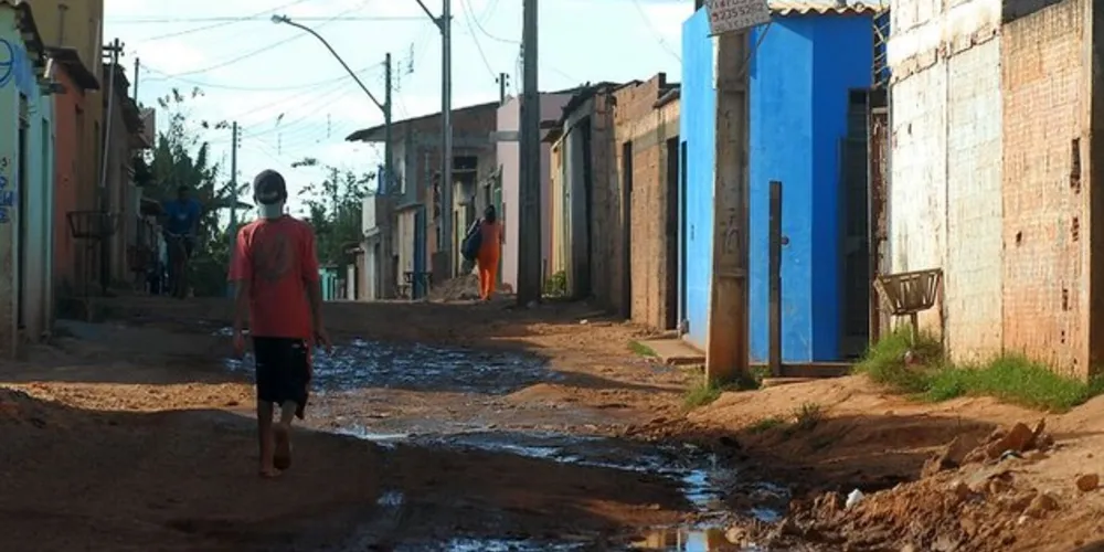  Segundo a pesquisa, por conta do benefício, 15 milhões de brasileiros saíram da linha de pobreza.