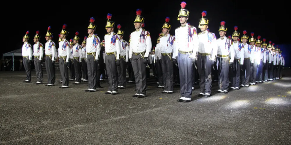 O Curso de Formação de Oficiais, oferecido pela Escola de Formação de Oficiais, é disponibilizado todos os anos 