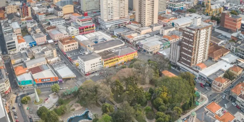 Mais de 6 mil pessoas já foram contaminadas na cidade pela covid-19