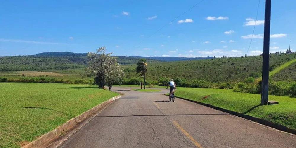 Parque Vila Velha recebeu ciclistas no sábado para o primeiro circuito de cicloturismo da região
