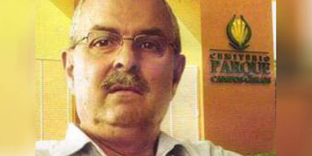 Empresário era dono do cemitério Parque Campos Gerais, onde seu corpo será cremado nesta manhã