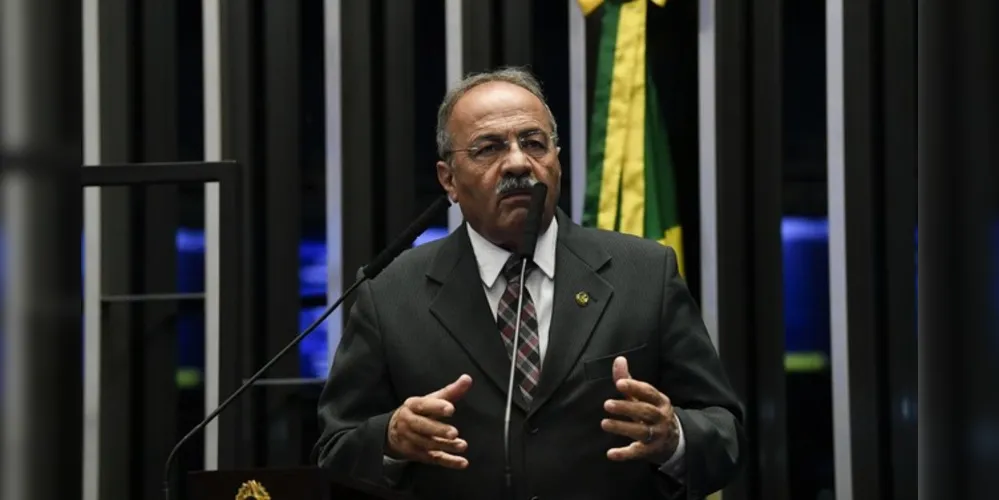 Rodrigues é suspeito de participar de um esquema de desvio de recursos destinados ao combate ao novo coronavírus (covid-19). 