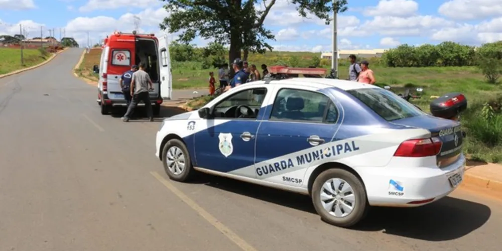 Condutor do automóvel fugiu do local após a colisão sem prestar atendimento