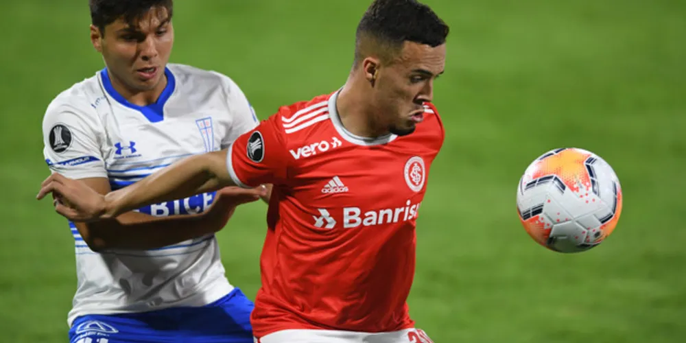 Apesar da derrota fora de casa, Colorado garante vaga nas oitavas graças ao rival Grêmio