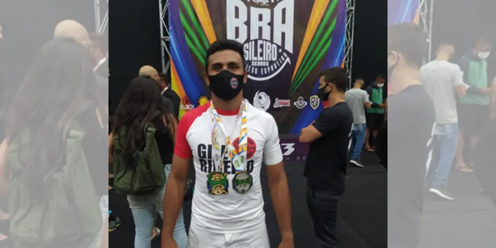 Bruno participou da competição com kimono e também NOGI (sem kimono)