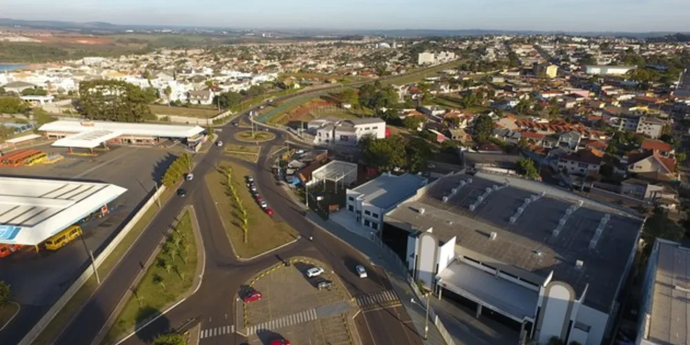 São 11 pacientes em enfermaria e outros 13 em UTI