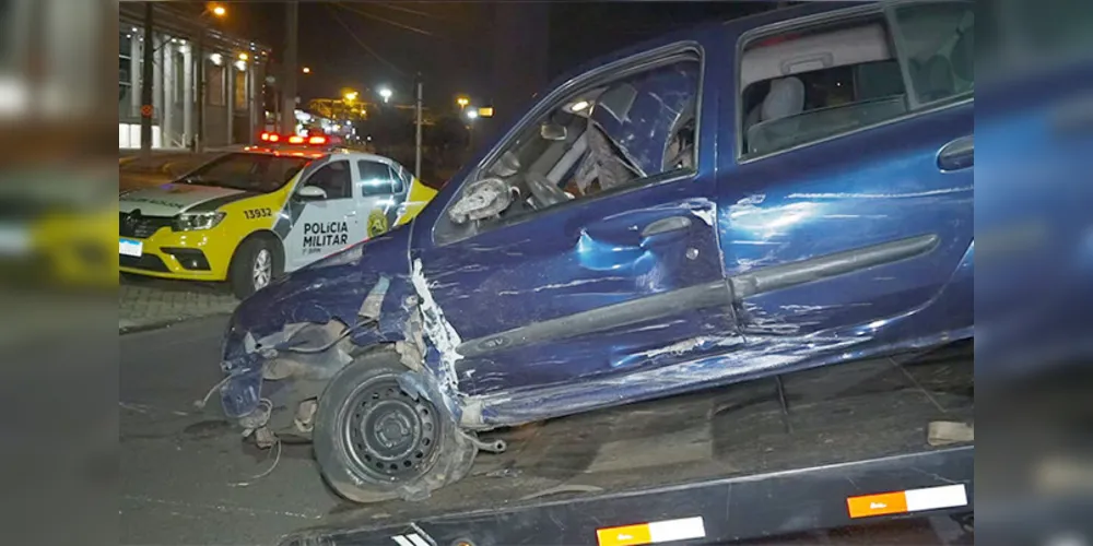 Motorista foi embora antes da chegada da PM e seu carro foi apreendido