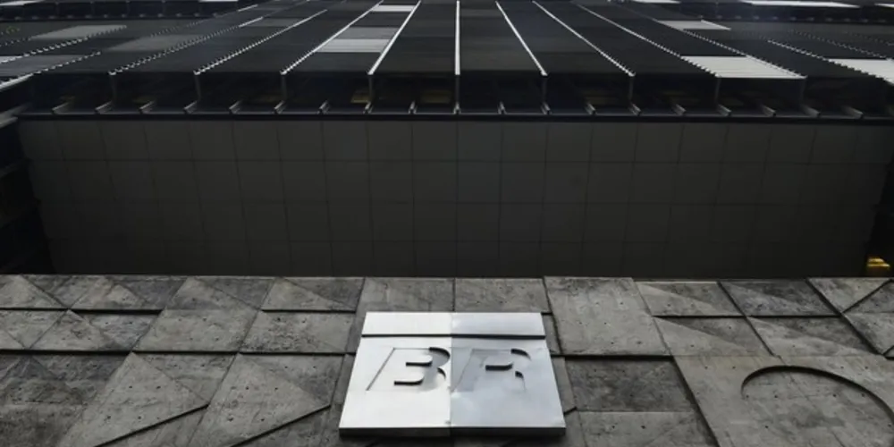 O acordo de compra está sujeito a condições precedentes relacionadas a marcos no avanço físico da unidade. 