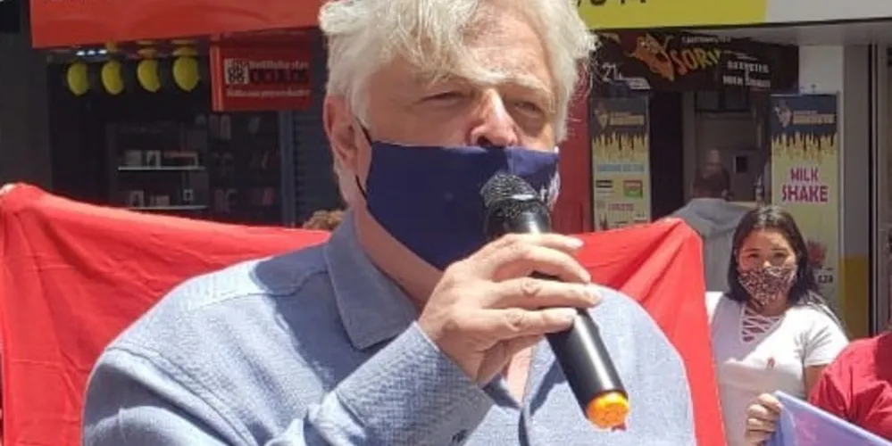 “Uma cidade inteligente se faz com o conhecimento e a inteligência de todos e todas que queiram dela participar", diz o candidato do PT