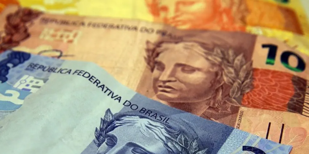 Em setembro, 21 das 24 atividades industriais pesquisadas tiveram alta de preços, com destaque para alimentos (5,28%), indústrias extrativas (3,81%) e outros produtos químicos (2,03%).