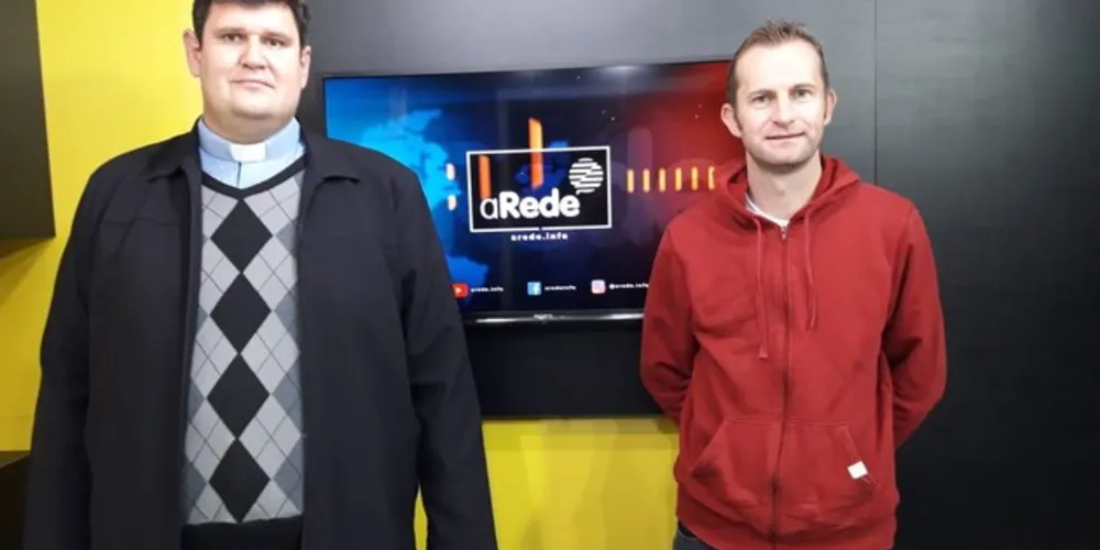 Imagem ilustrativa da imagem Paróquia de Carambeí entrevista candidatos à Prefeitura