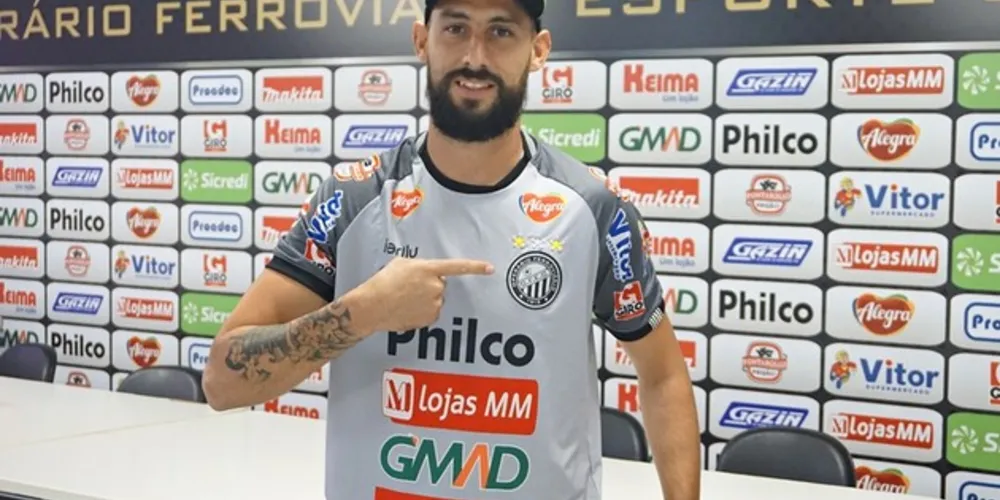 Imagem ilustrativa da imagem Goleiro Martín Rodríguez se apresenta em Vila Oficinas
