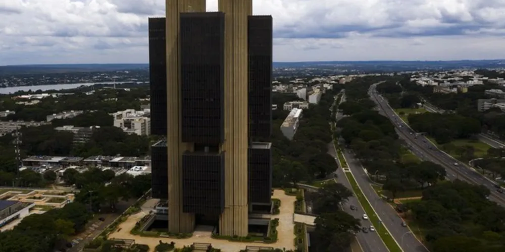 De acordo com o texto, o presidente indicará os nomes, que serão sabatinados pelo Senado e, caso aprovados, assumirão os postos. 
