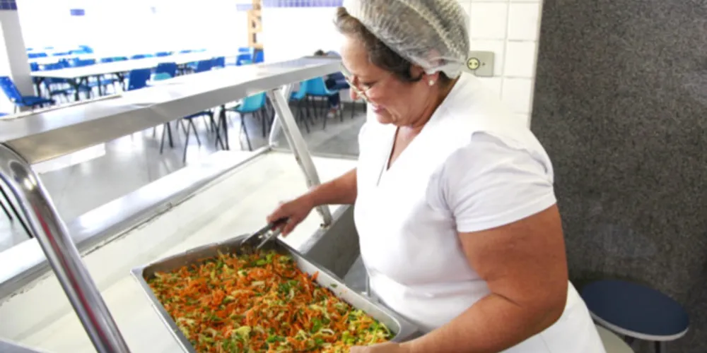 Conforme as medidas de biossegurança, o RU entregará marmitas encomendadas durante o período da manhã