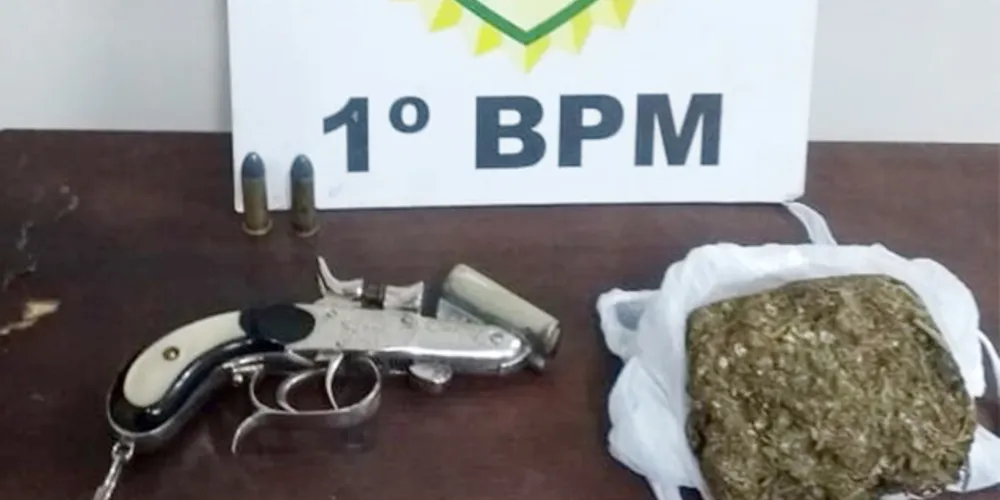 Suspeito foi detido com revólver calibre 38 e bucha de maconha no bairro de Uvaranas