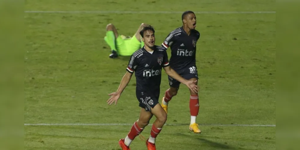 Tricolor ainda tem três jogos atrasados do primeiro turno