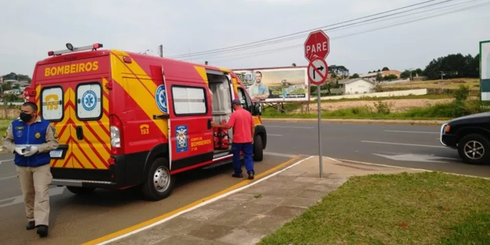Imagem ilustrativa da imagem Motociclista fica ferido após batida em rotatória na Ronda