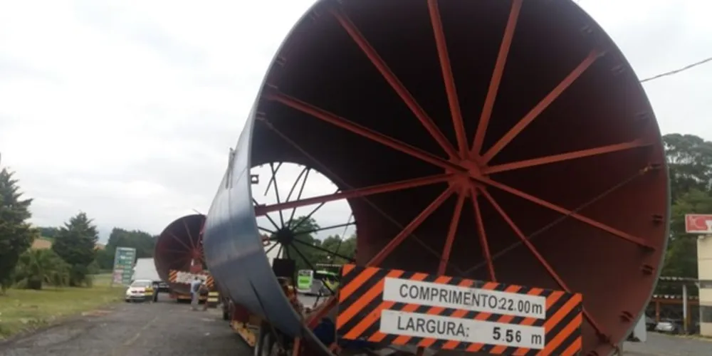 Imagem ilustrativa da imagem Peças gigantes cruzam PG e impactam no trânsito rodoviário