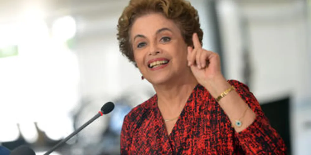 Imagem ilustrativa da imagem Dilma pode acabar com limites da banda larga fixa via decreto