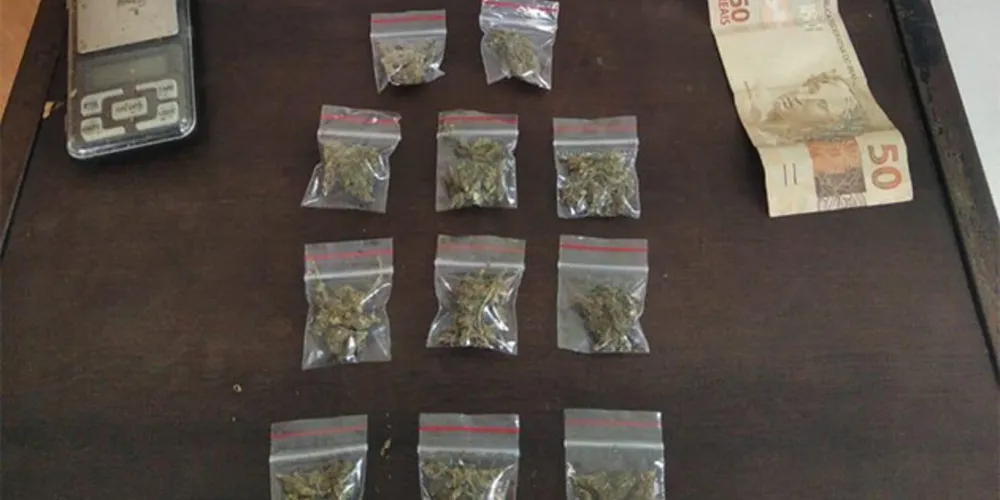 Droga apreendida com adolescente já estava fracionada e pronta para ser vendida aos usuários