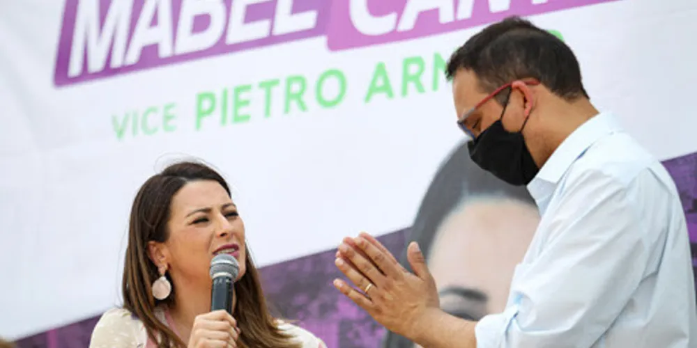 Imagem ilustrativa da imagem Mabel e Pietro já festejam nas ruas de PG