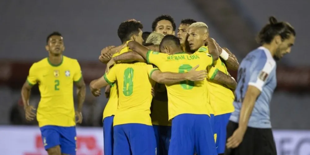 Seleção fecha 2020 em primeiro nas eliminatórias para a Copa do Mundo