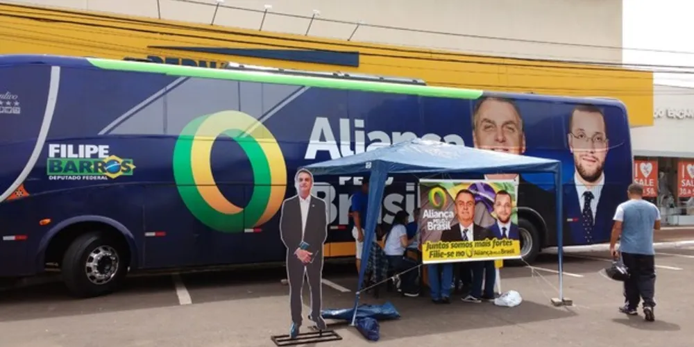 Direita PG promove mutirão de assinaturas para partido de Bolsonaro