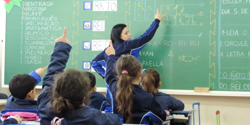 Pais de alunos matriculados na rede municipal poderão escolher se filhos estudarão ou não em tempo integral