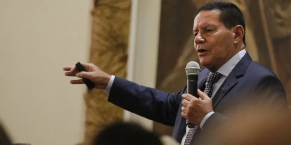 Imagem ilustrativa da imagem “Não existe racismo no Brasil”, diz Mourão após morte