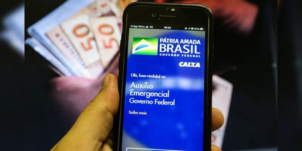 Também nesta segunda-feira (23), a Caixa faz o pagamento da terceira parcela do Auxílio Emergencial Extensão para os beneficiários do Bolsa Família. 