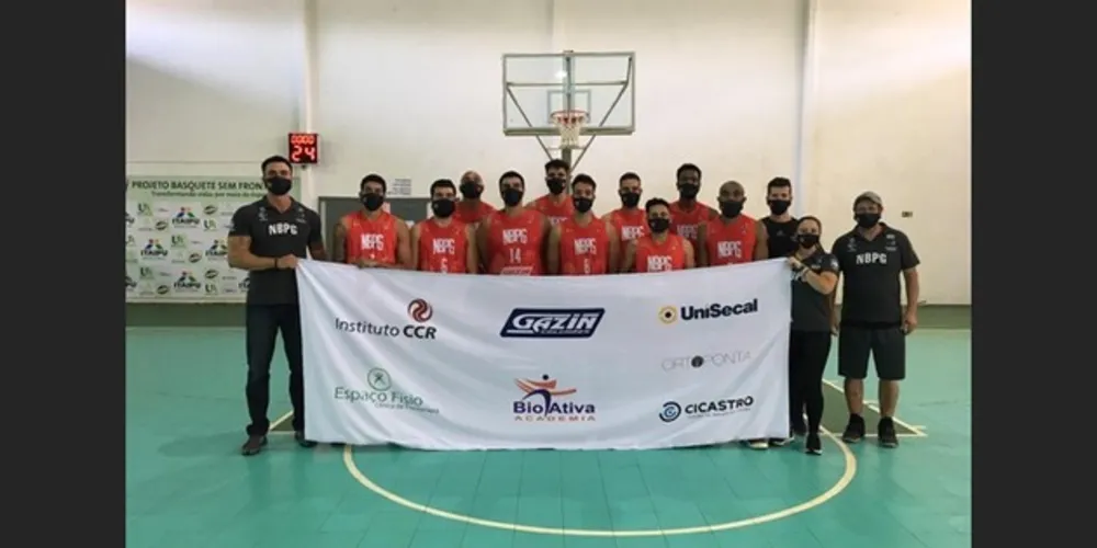 Equipe ponta-grossense venceu as três partidas no último fim de semana em Foz do Iguaçu 