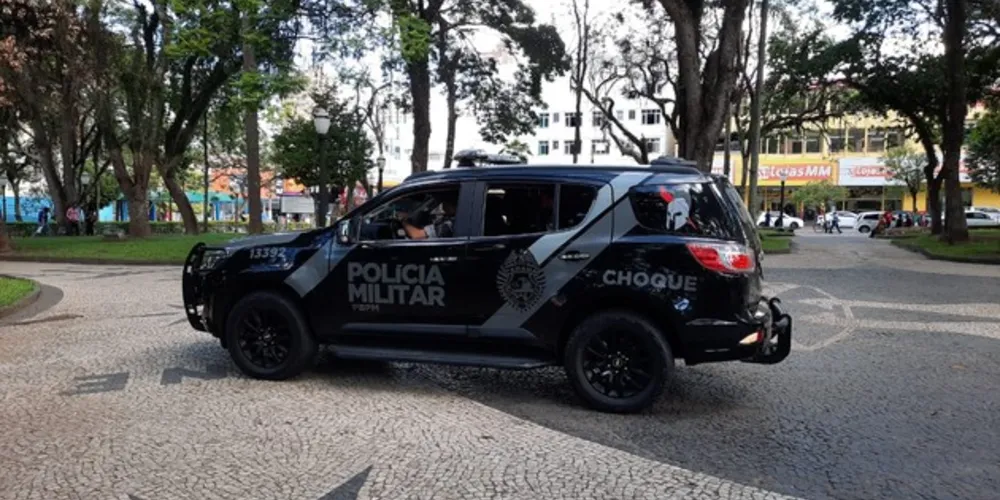 Polícia flagrou venda de drogas no centro da cidade e conseguiu deter suspeito de tráfico