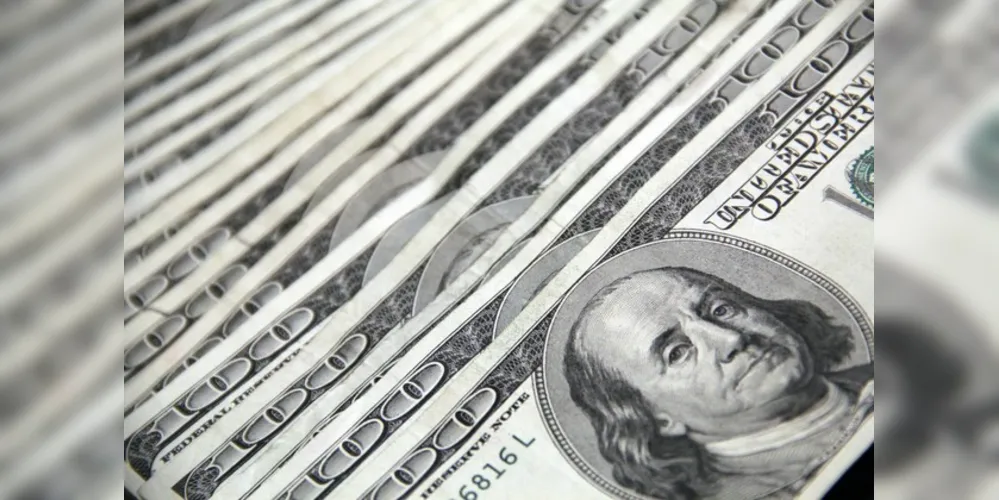 De janeiro a outubro, o superávit comercial chegou a US$ 41,540 bilhões, ante US$ 32,496 bilhões do mesmo período de 2019.