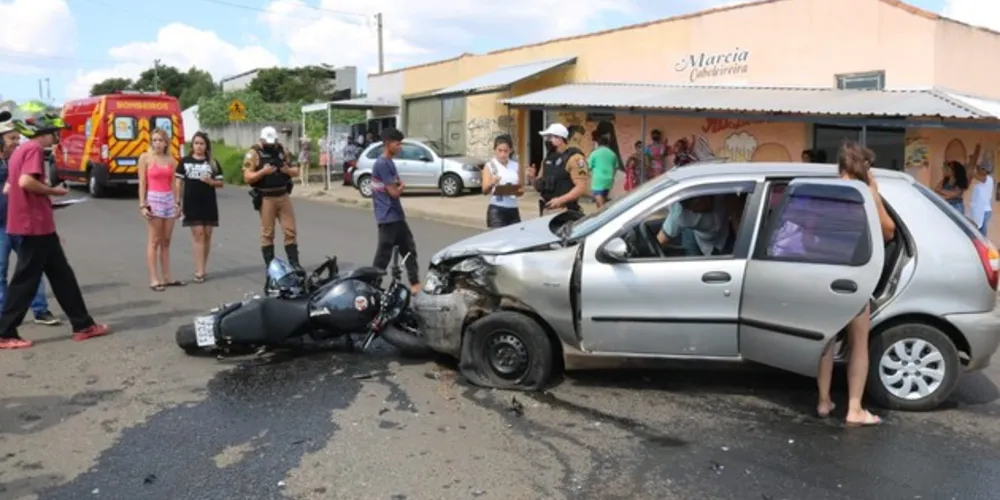 Acidente ocorreu por volta das 14h30 desta quarta-feira