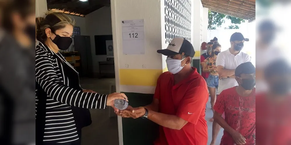 Ao todo, 18 capitais estaduais vão eleger seus representantes. Protocolo sanitário contra a Covid-19 continua o mesmo