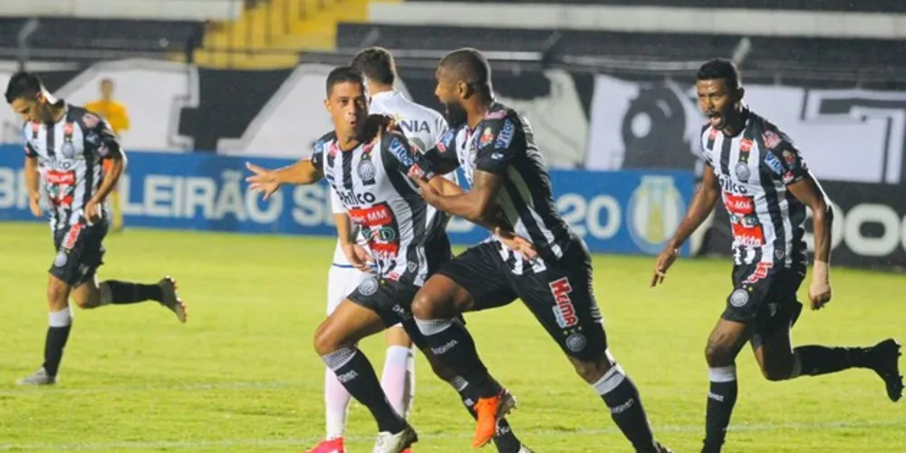 Bueno marcou mais uma vez e decretou a vitória alvinegra. Tricolor da capital não vence um jogo há seis rodadas