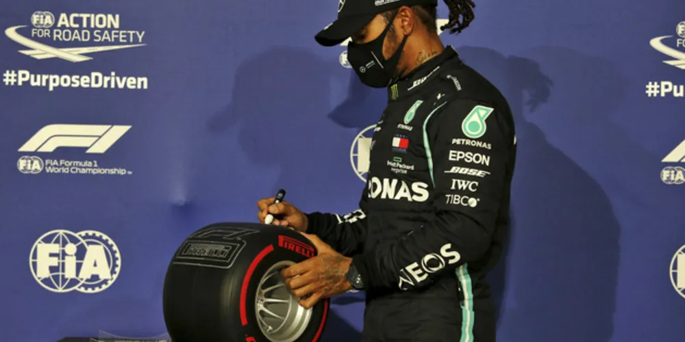 Imagem ilustrativa da imagem Hamilton bate recorde ao conquistar a pole no Bahrein