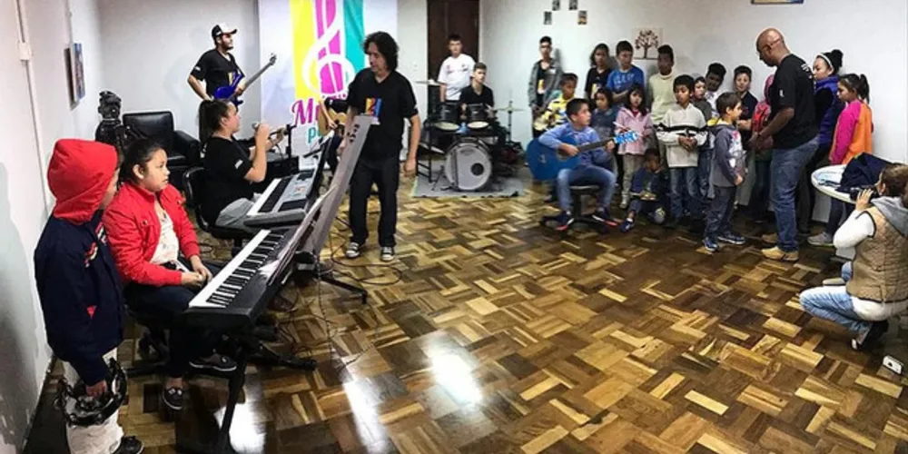 Imagem ilustrativa da imagem Programa aposta no poder transformador da música