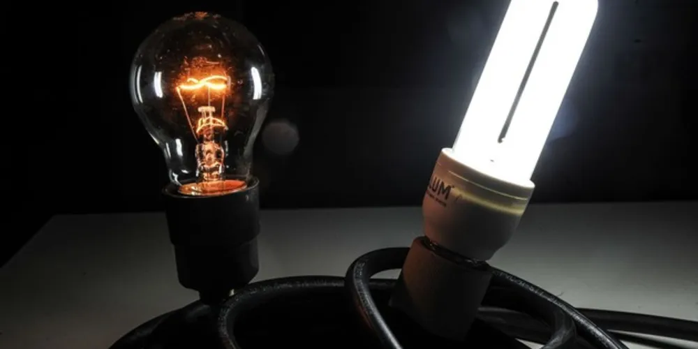 Imagem ilustrativa da imagem Conta de luz ficará mais cara em dezembro, segundo Aneel