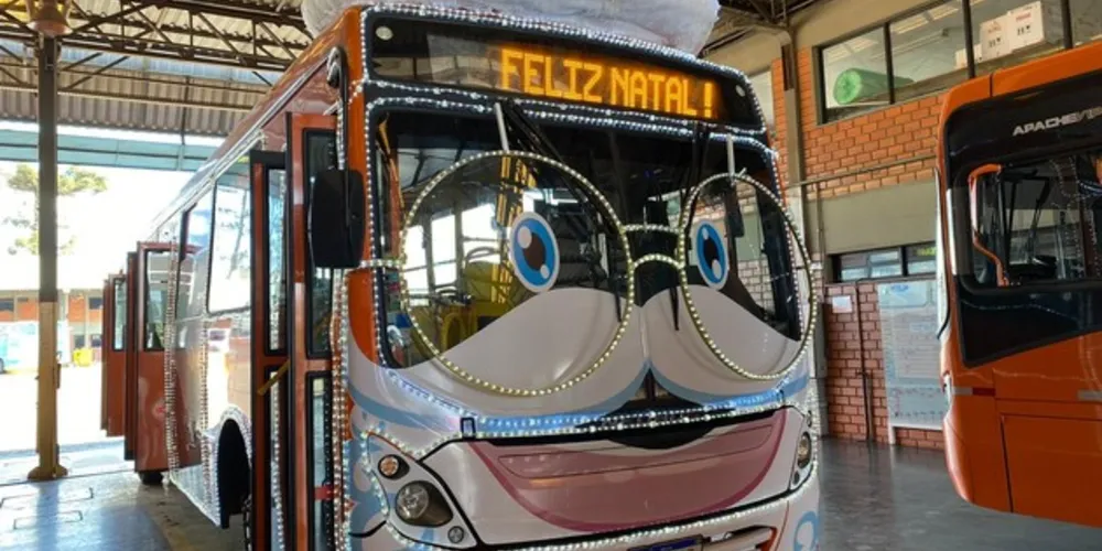 O Ônibus do Papai Noel começou a rodar no final de novembro, das 19h às 22h30, e continua até dia 18 de dezembro. 