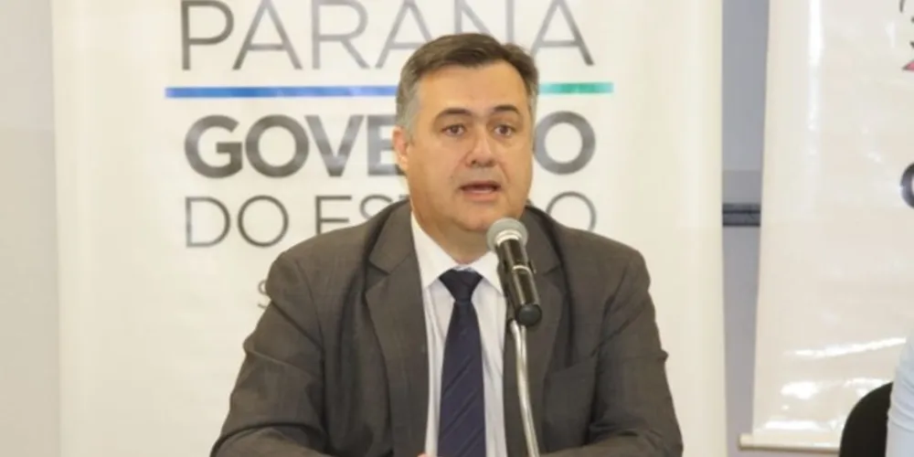 Objetivo é evitar contágio e propagação entre jovens para tentar frear avanço da doença