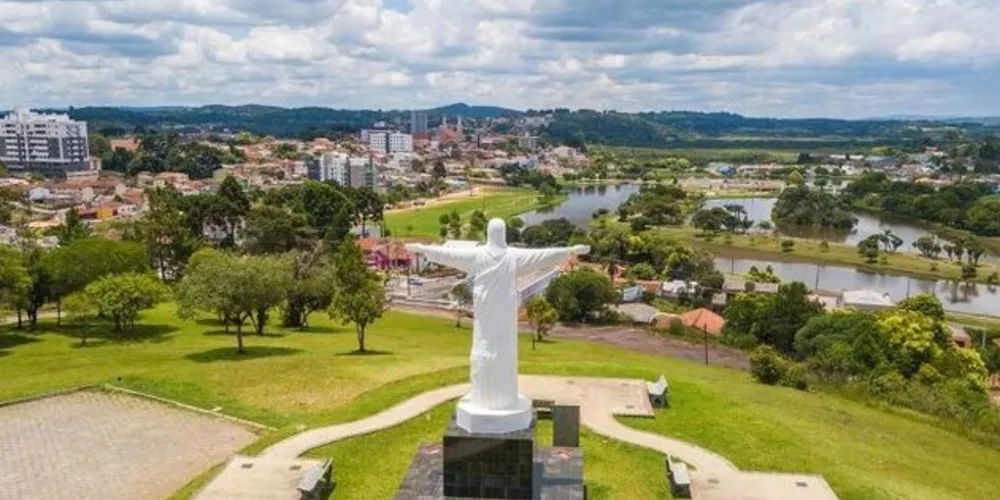 Decreto instituiu Toque de Recolher no período das 23h às 5h com proibição de circulação nos espaços e vias públicas