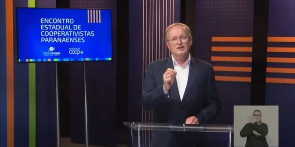 Números do cooperativismo foram apresentados pelo presidente da Ocepar durante o Encontro Estadual das Cooperativas