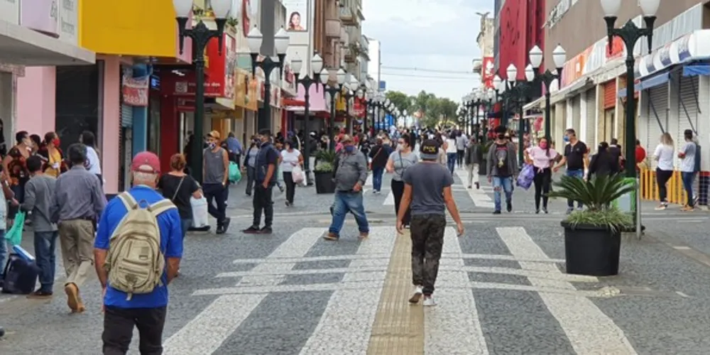 Lojas poderão abrir 24h por dia em Ponta Grossa a partir desta segunda